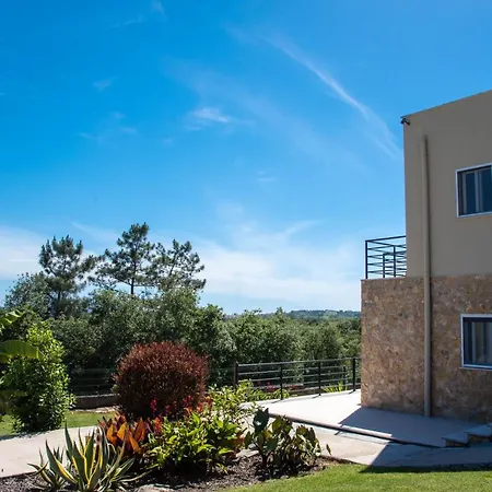 Casa Gemeos Holiday home