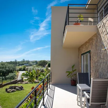Casa Gemeos Holiday home