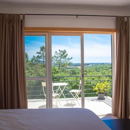 Casa Gemeos Alcobaça