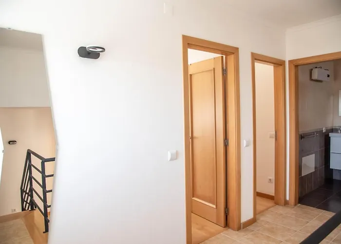 Casa Gemeos Alcobaça